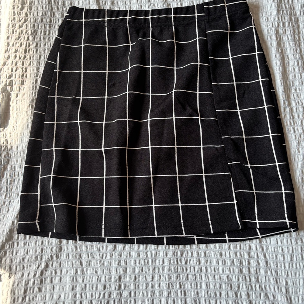 Black and White Checkered Women's Skirt